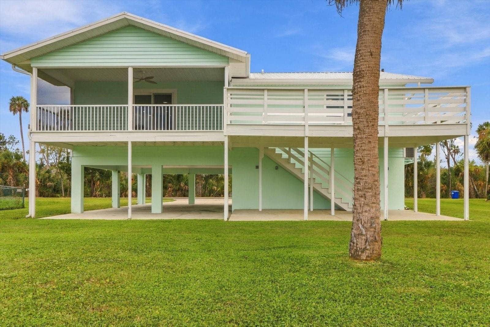 2060 NW 19TH STREET, Crystal River, FL 34428 2060 NW 19TH STREET, Crystal River, FL 34428