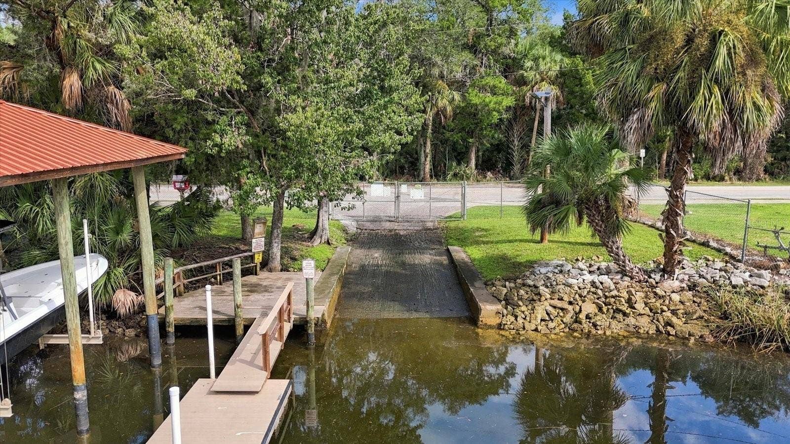 2060 NW 19TH STREET, Crystal River, FL 34428 2060 NW 19TH STREET, Crystal River, FL 34428