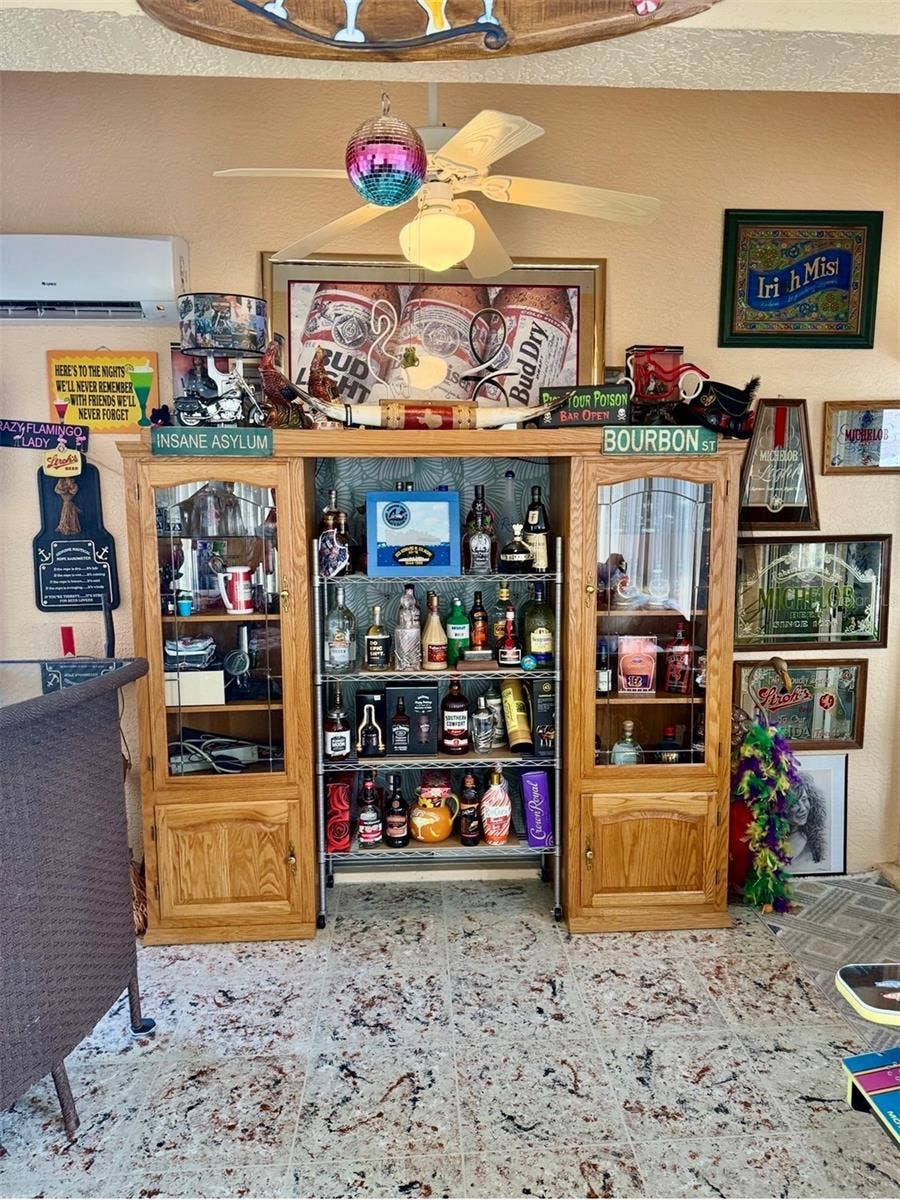 10440 S CLINT LOOP, Floral City, FL 34436 enclosed patio, behind this piece is the sliding glass door to the primary bedroom