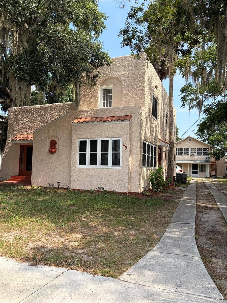 Property photo for 19 W PENDLETON AVENUE, Eustis, FL