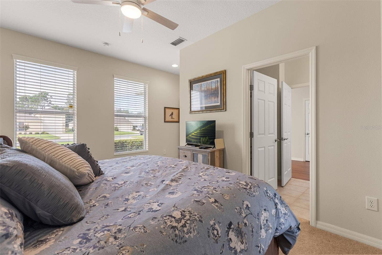 4711 HERITAGE TRAIL, Leesburg, FL 34748 Second Bedroom with Ensuite Bath Access