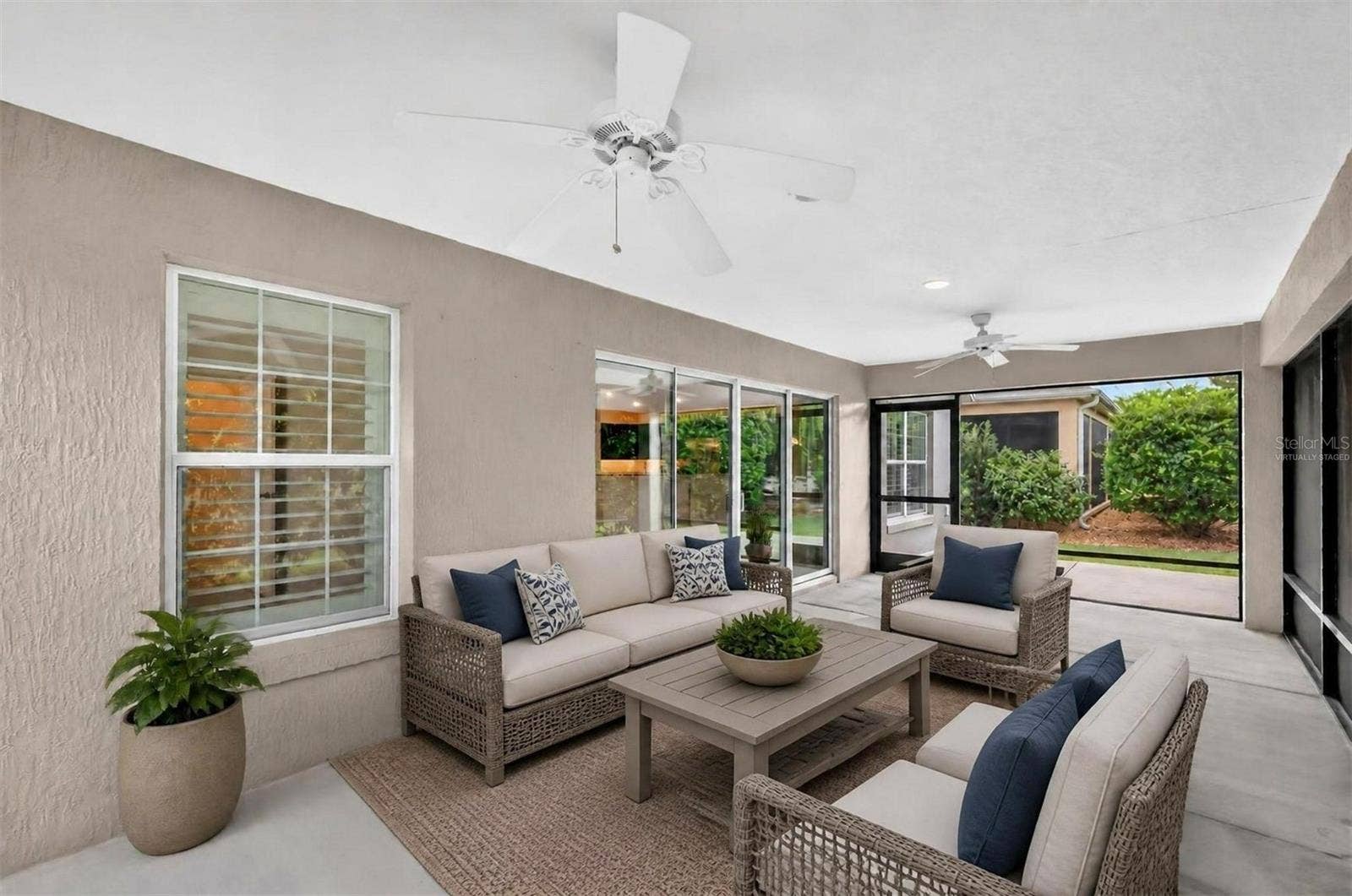 Lanai - Virtually Staged