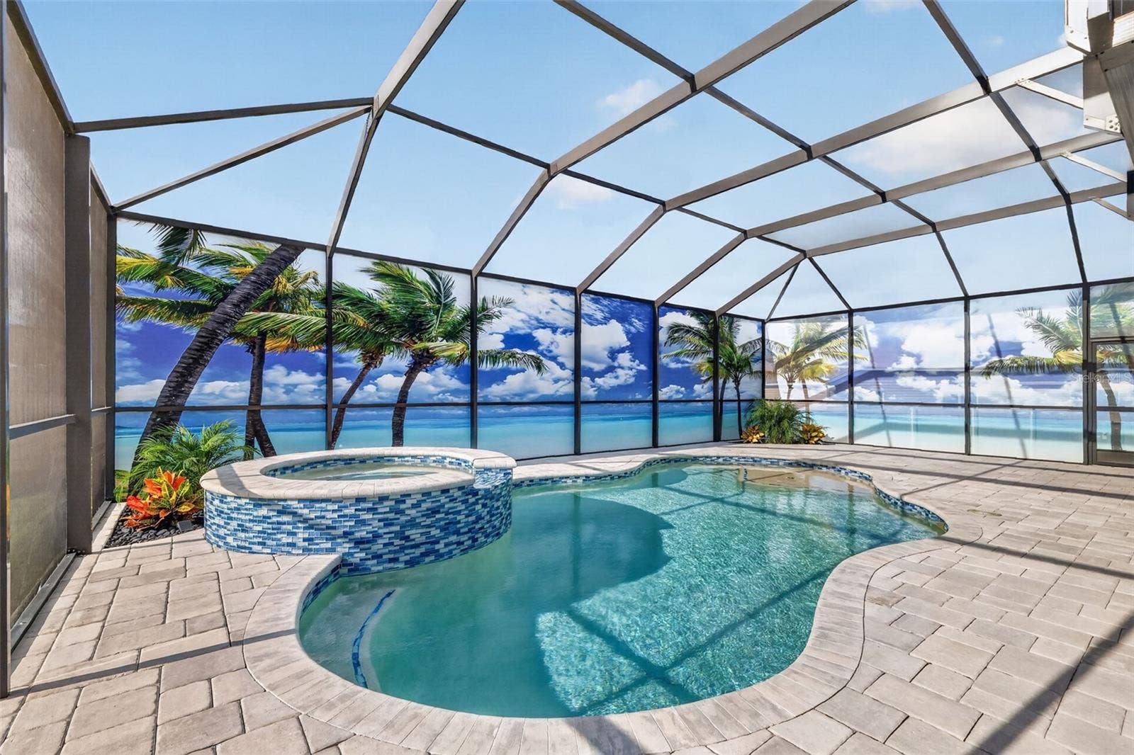 6996 DWIGHT DRIVE, The Villages, FL 34762 Private Swimming Pool and Spa!