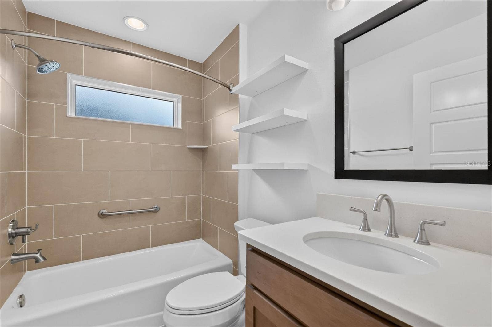 6996 DWIGHT DRIVE, The Villages, FL 34762 Second Bathroom
