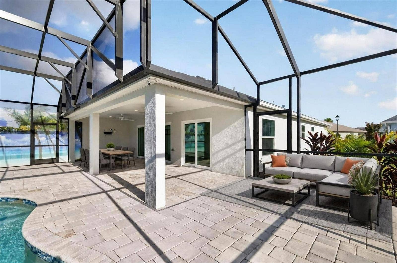 6996 DWIGHT DRIVE, The Villages, FL 34762 Paver Lanai with Extended Birdcage-Virtually Staged