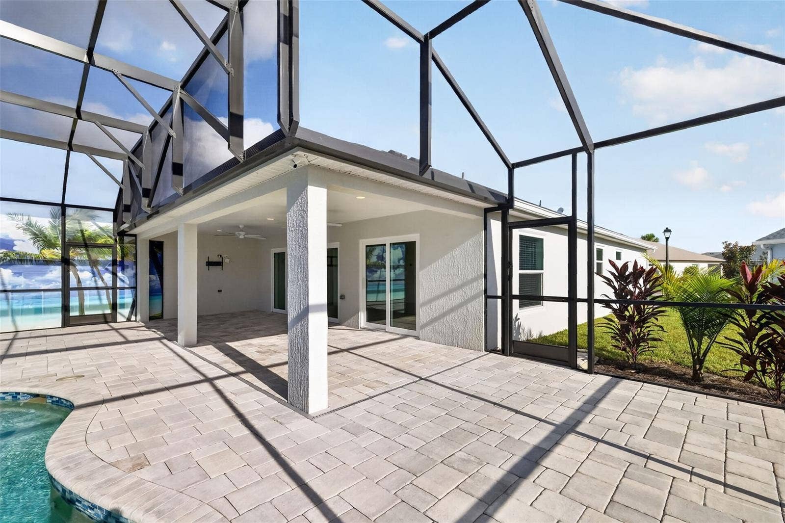 6996 DWIGHT DRIVE, The Villages, FL 34762 Paver Lanai with Extended Birdcage