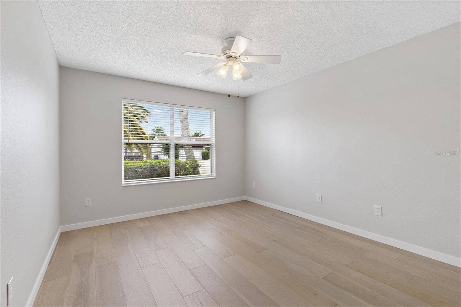 9595 SE 171ST ARGYLL STREET, The Villages, FL 32162 Front Bedroom on Guest Side of the Home.