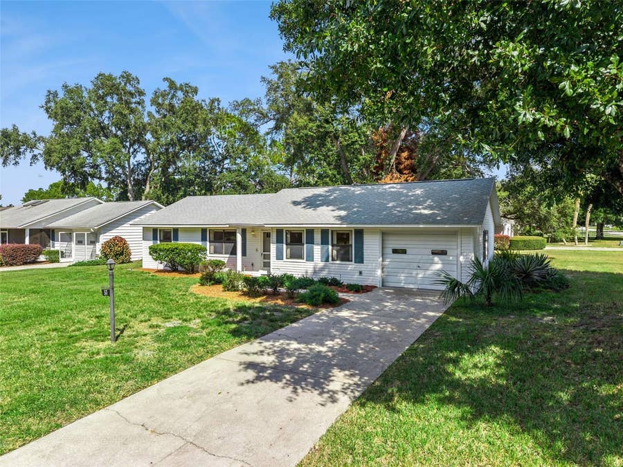 Property photo for 37 GORDON COURT, Leesburg, FL