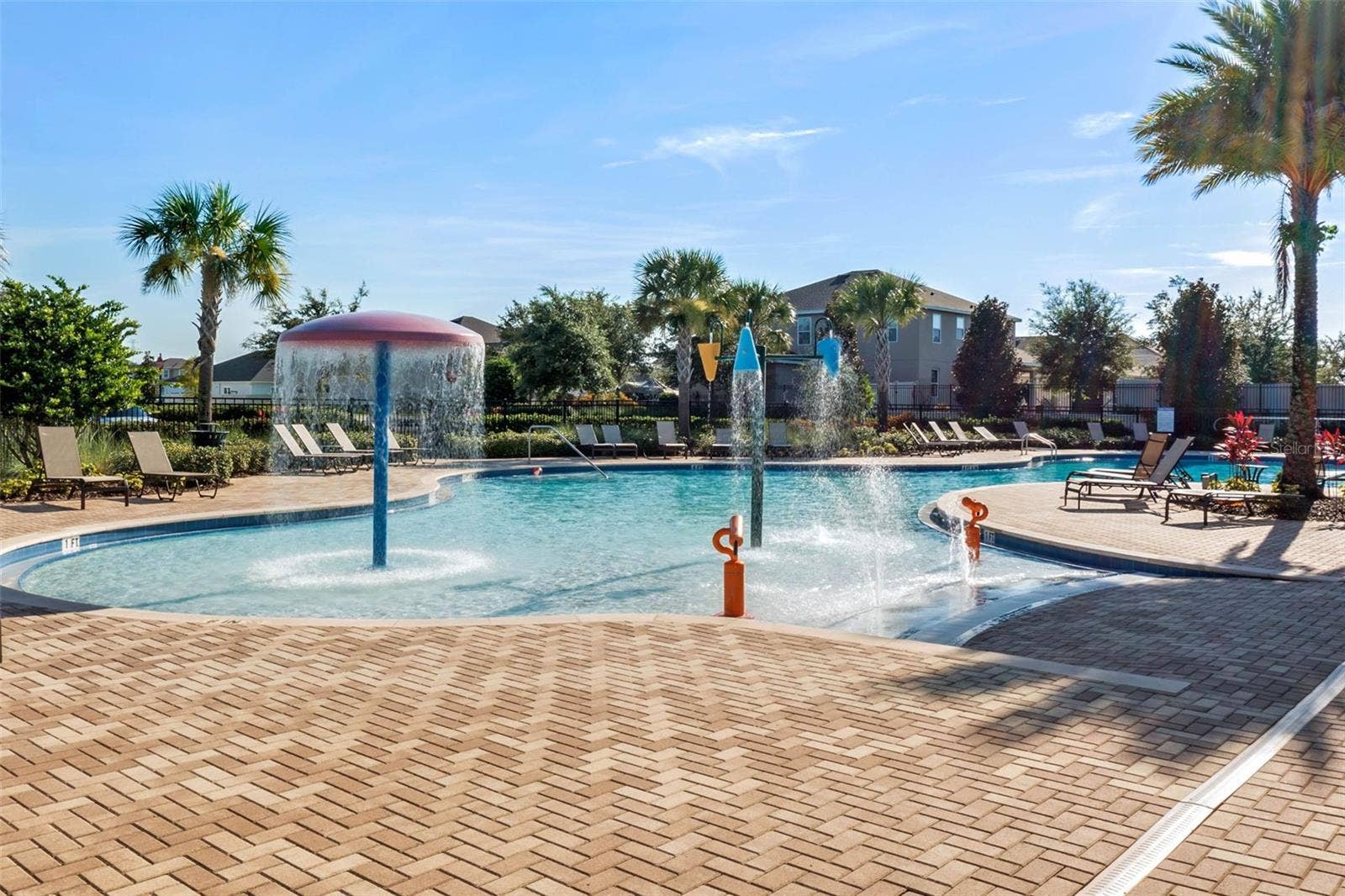 1084 CAVENDER CREEK ROAD, Minneola, FL 34715 Splash Pad