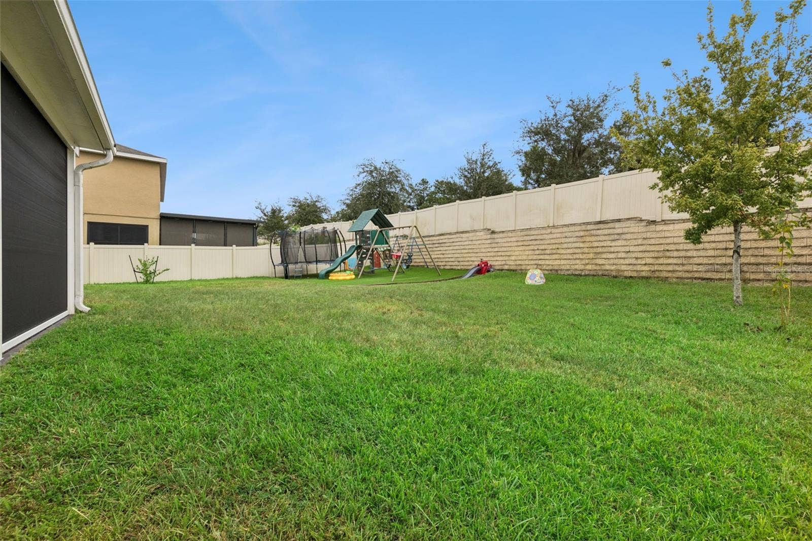 1084 CAVENDER CREEK ROAD, Minneola, FL 34715 Fenced Backyard