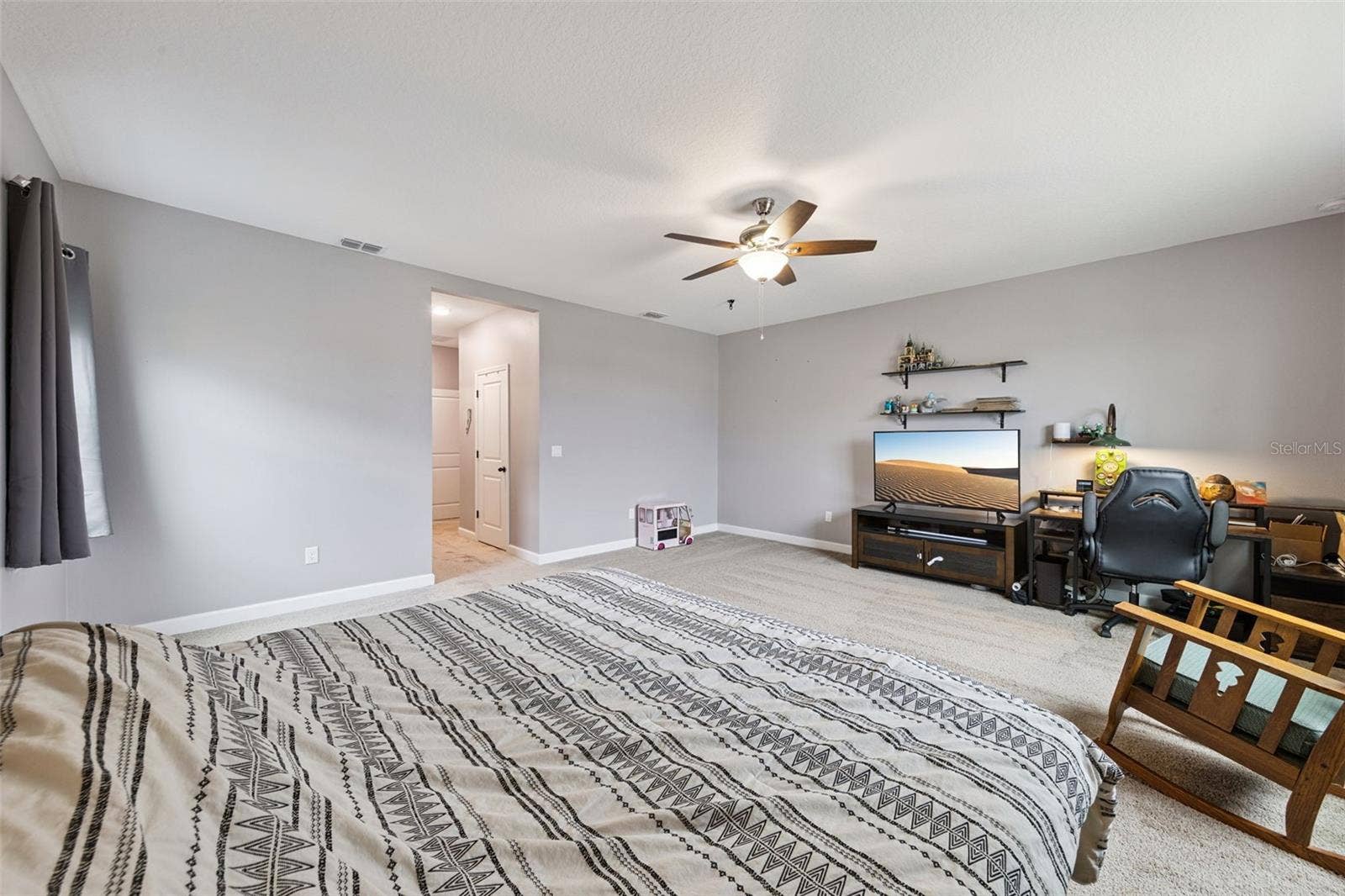 1084 CAVENDER CREEK ROAD, Minneola, FL 34715 Upstairs Primary Bedroom