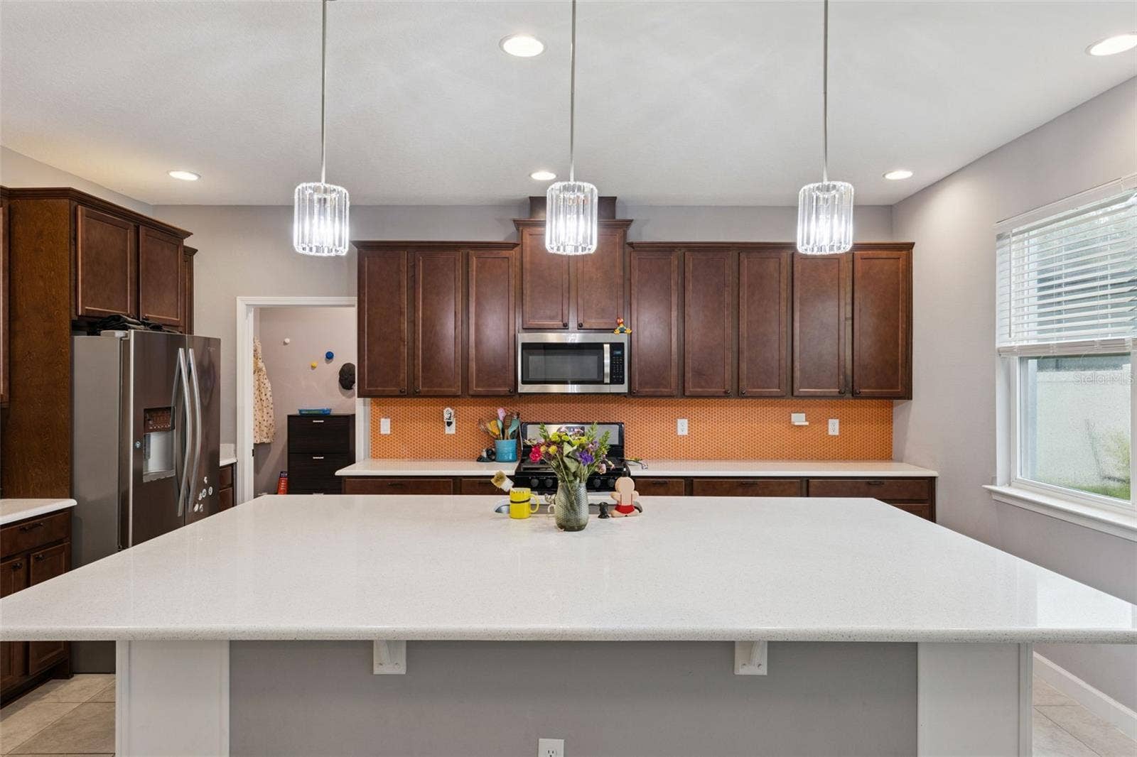 1084 CAVENDER CREEK ROAD, Minneola, FL 34715 Kitchen