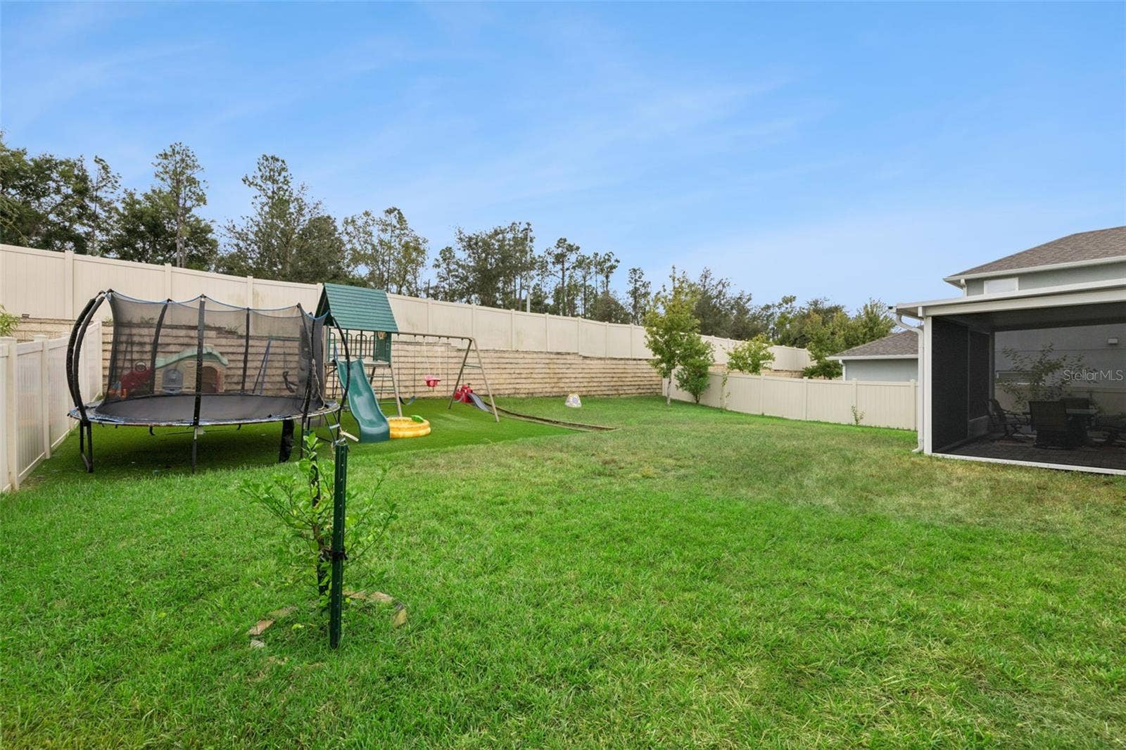 1084 CAVENDER CREEK ROAD, Minneola, FL 34715 Fenced Backyard