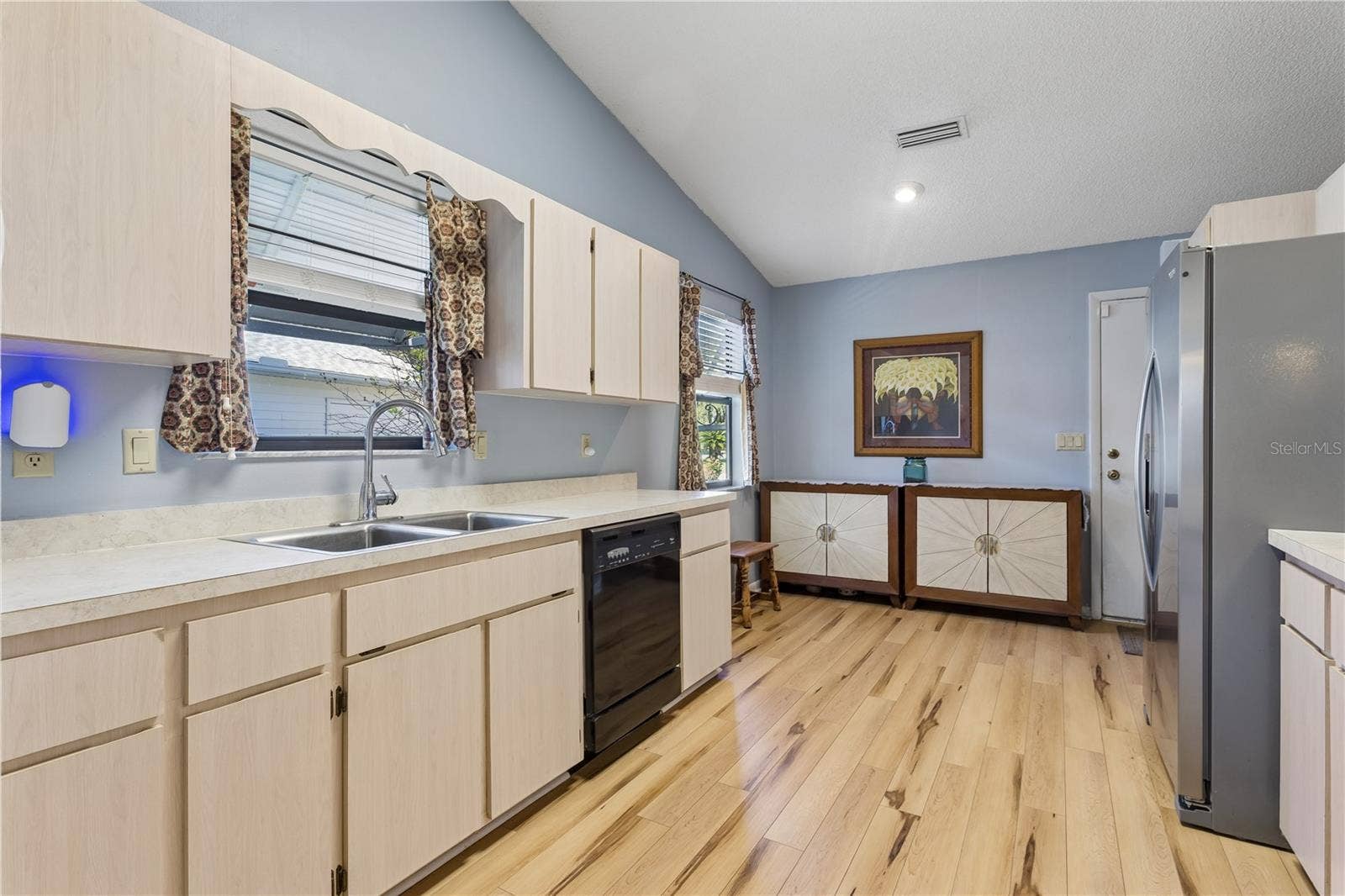 803 DUNDEE CIRCLE, #803, Leesburg, FL 34788