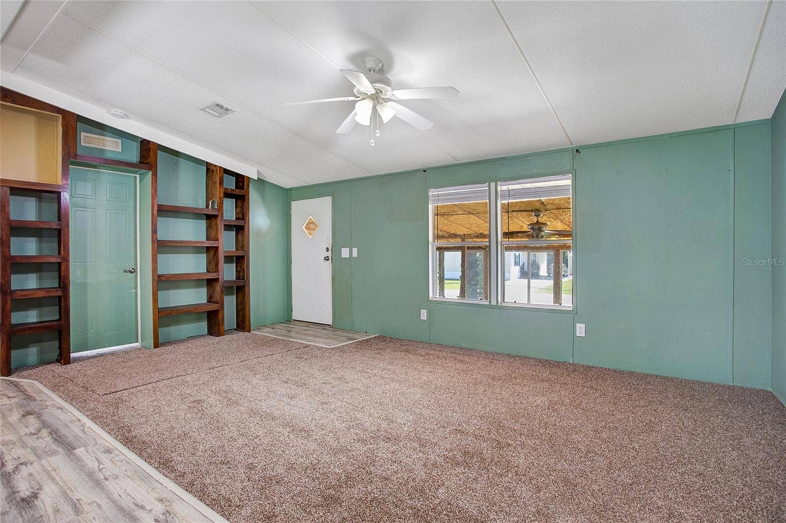 16905 SUGAR BERRY LANE, Montverde, FL 34756 Living Room