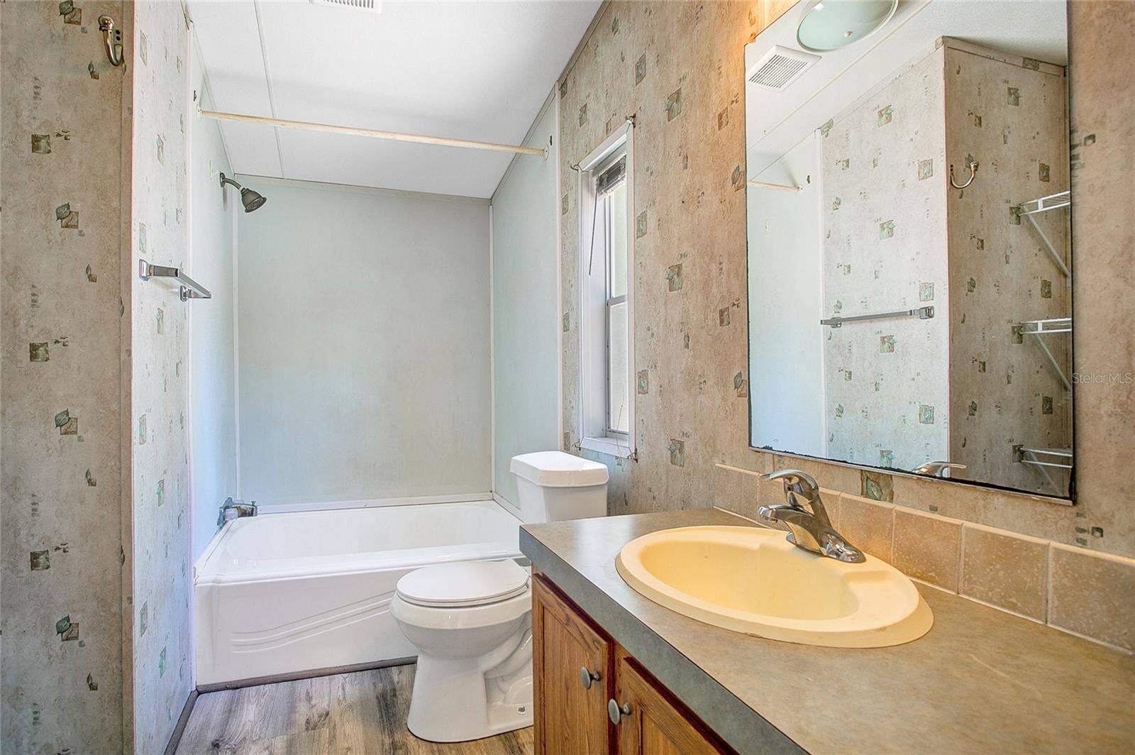 16905 SUGAR BERRY LANE, Montverde, FL 34756 Primary Bathroom