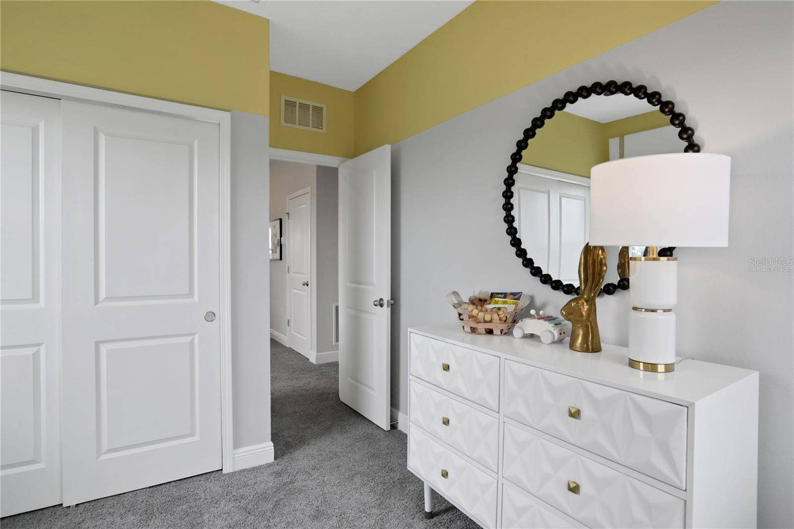 SAMPLE IMAGE HARBOR Virtually Staged