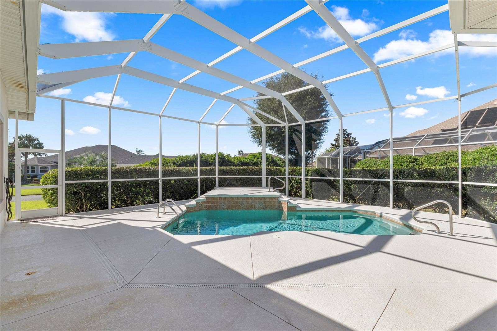 Salt water pool with Miona shore lake view.