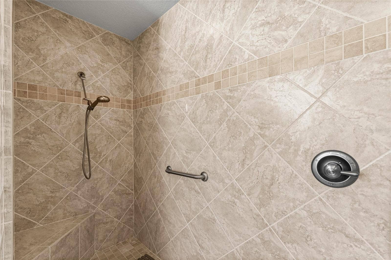 Spacious Roman Walk-In Shower