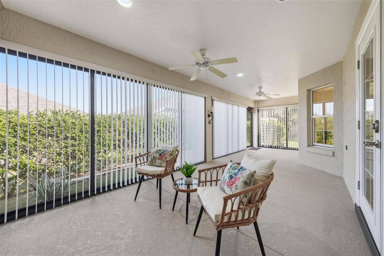 1385 HACKBERRY PLACE, The Villages, FL 32163 1385 HACKBERRY PLACE, The Villages, FL 32163
