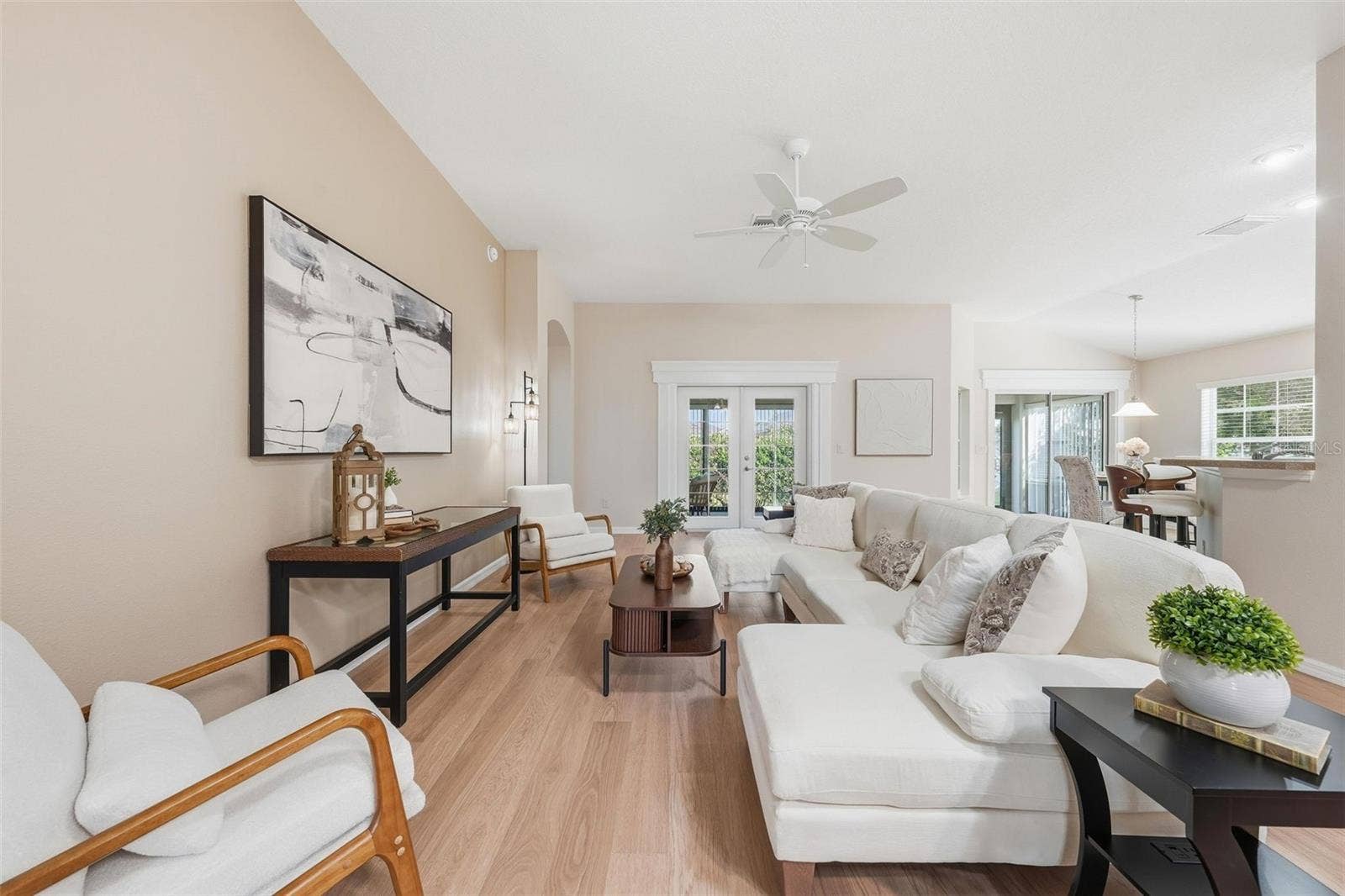 1385 HACKBERRY PLACE, The Villages, FL 32163 1385 HACKBERRY PLACE, The Villages, FL 32163