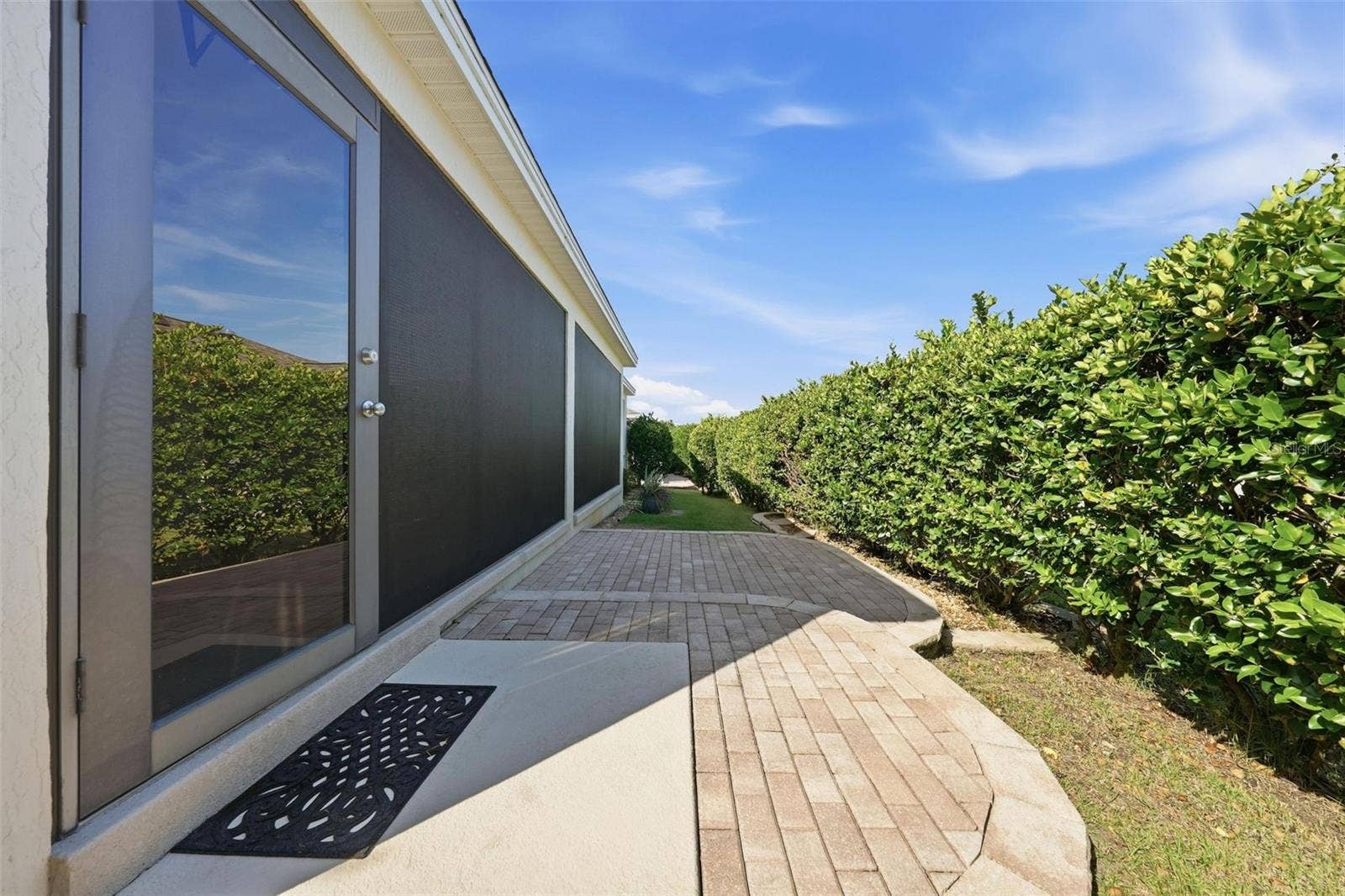 1385 HACKBERRY PLACE, The Villages, FL 32163 1385 HACKBERRY PLACE, The Villages, FL 32163