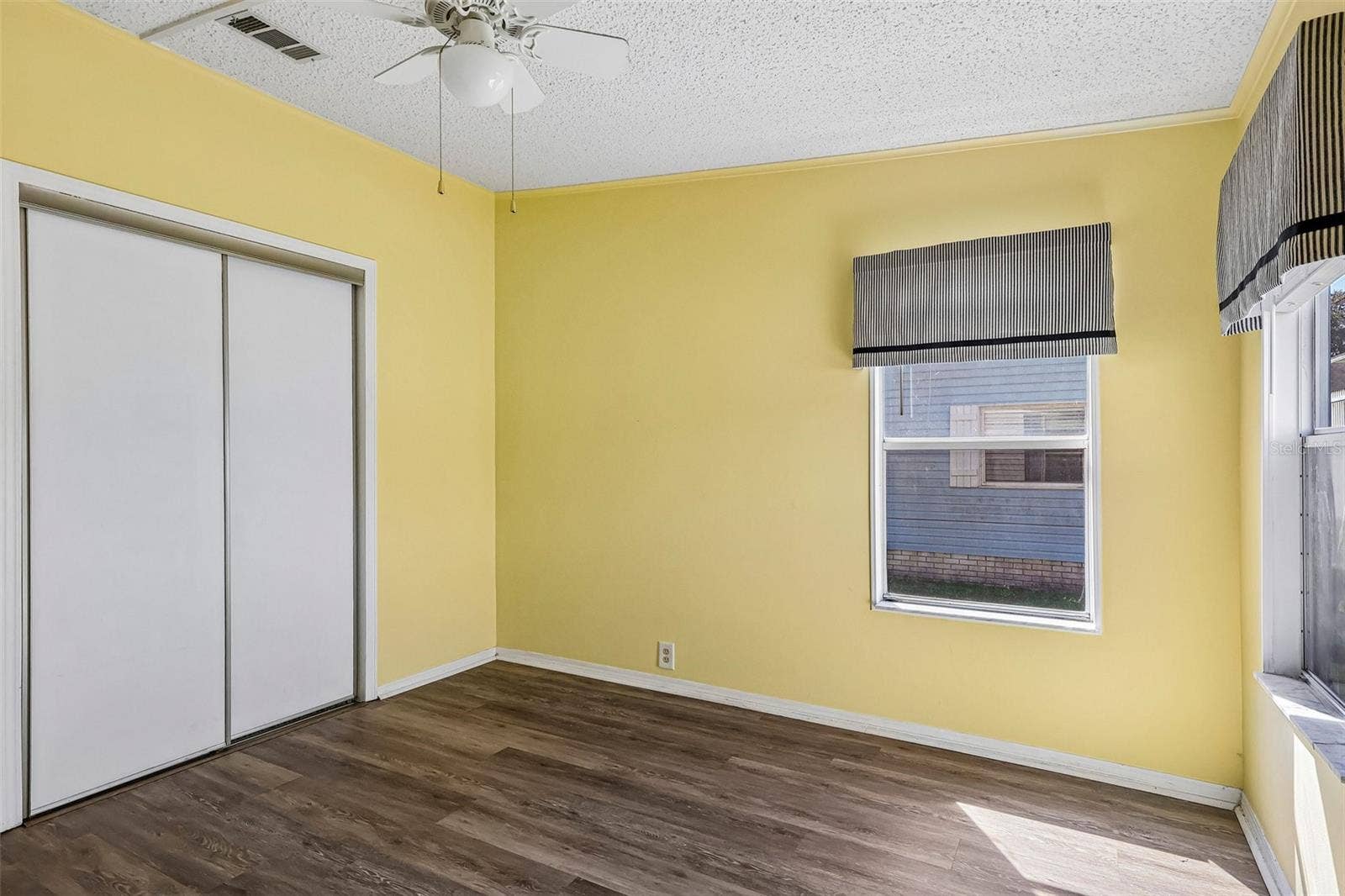 25109 CLIFFORD HILL, Leesburg, FL 34748 25109 CLIFFORD HILL, Leesburg, FL 34748