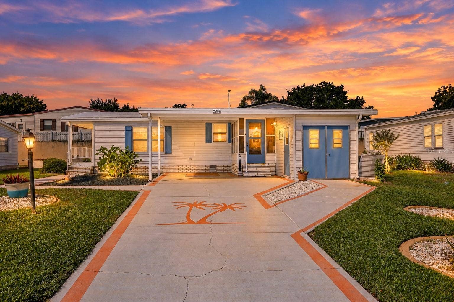 25109 CLIFFORD HILL, Leesburg, FL 34748 25109 CLIFFORD HILL, Leesburg, FL 34748