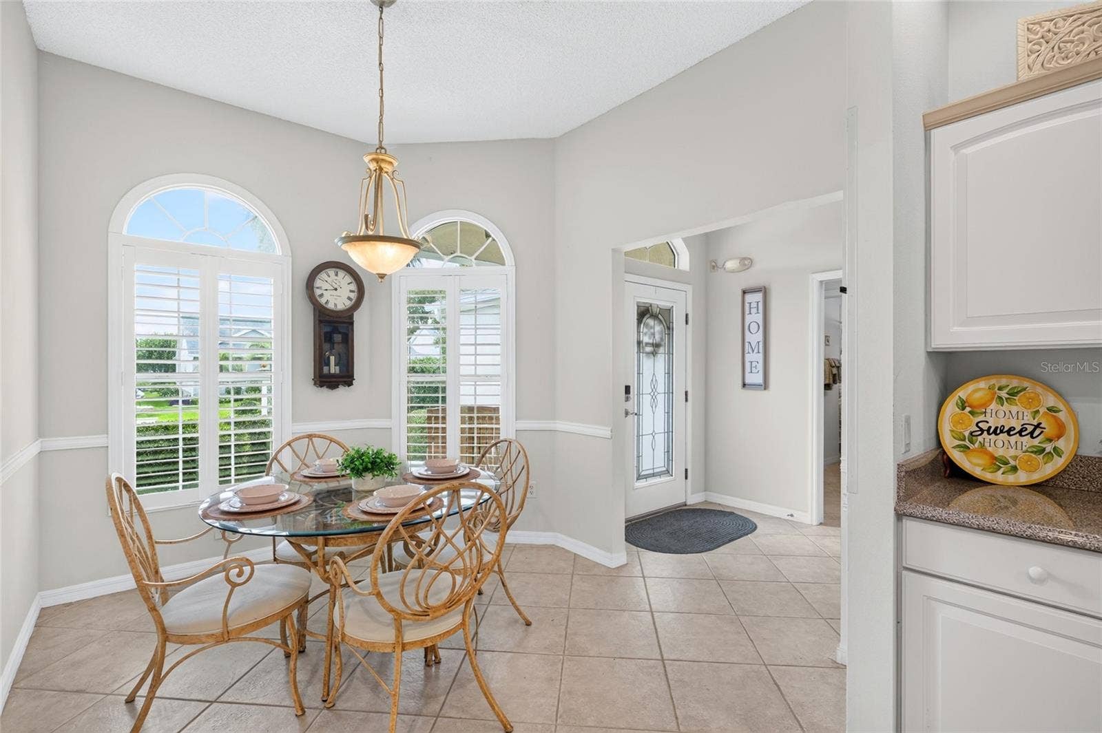 9245 SE 169TH BENTLEY STREET, The Villages, FL 32162 9245 SE 169TH BENTLEY STREET, The Villages, FL 32162