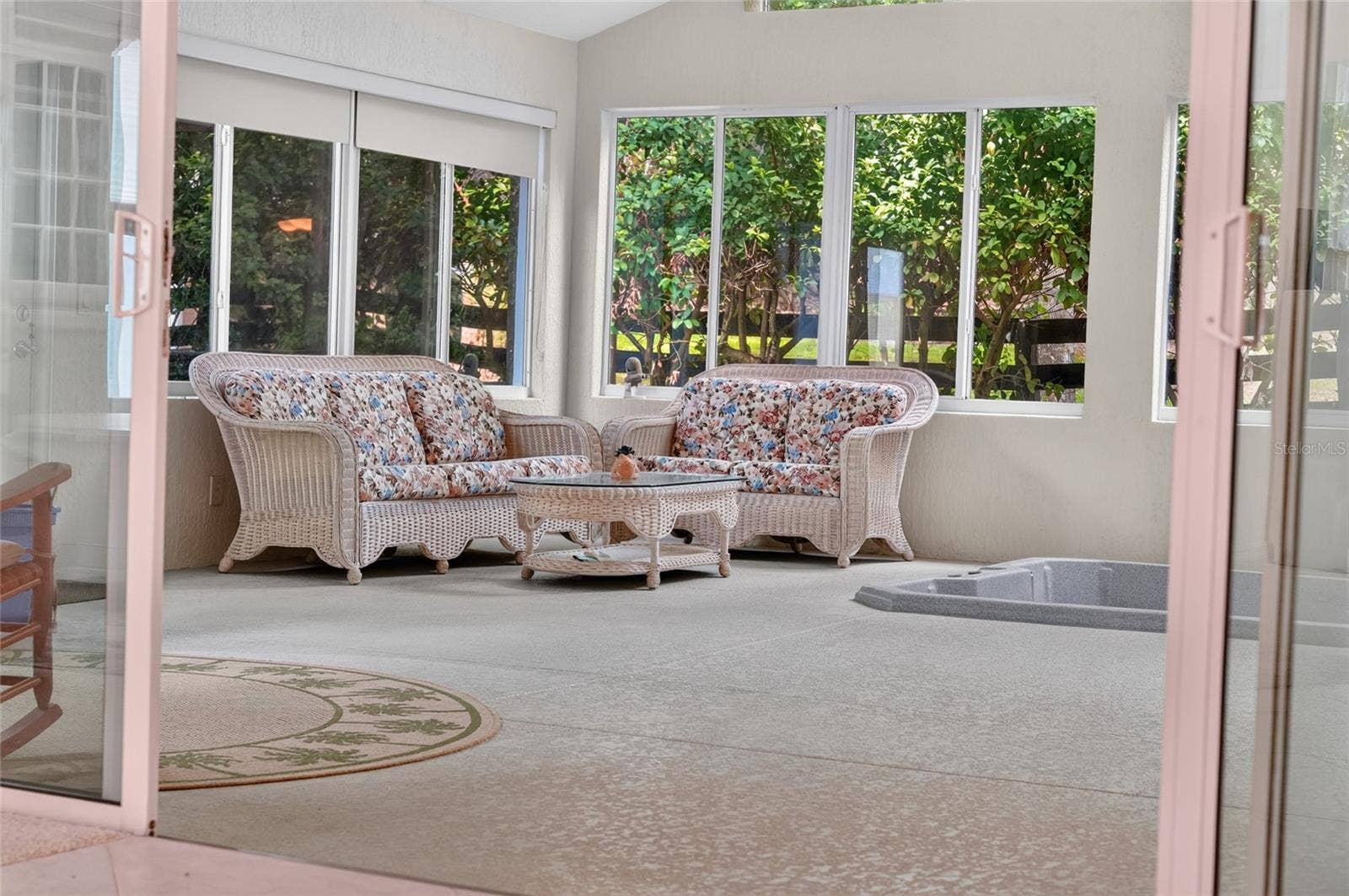 9245 SE 169TH BENTLEY STREET, The Villages, FL 32162 9245 SE 169TH BENTLEY STREET, The Villages, FL 32162