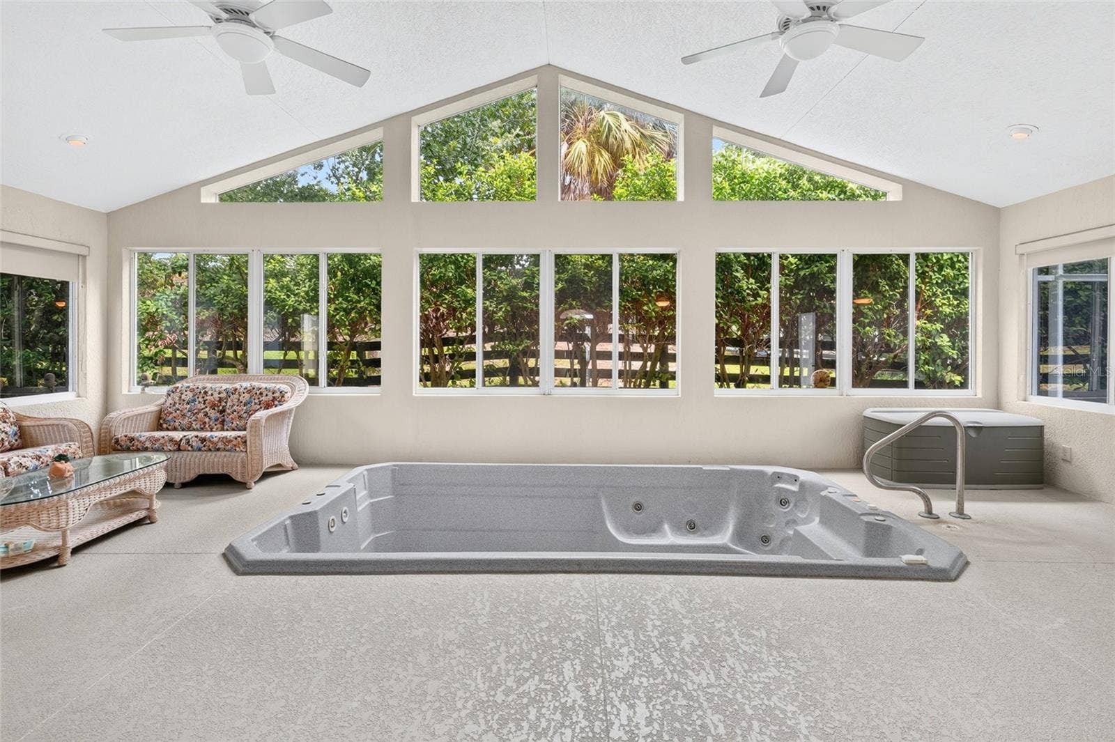 9245 SE 169TH BENTLEY STREET, The Villages, FL 32162 9245 SE 169TH BENTLEY STREET, The Villages, FL 32162