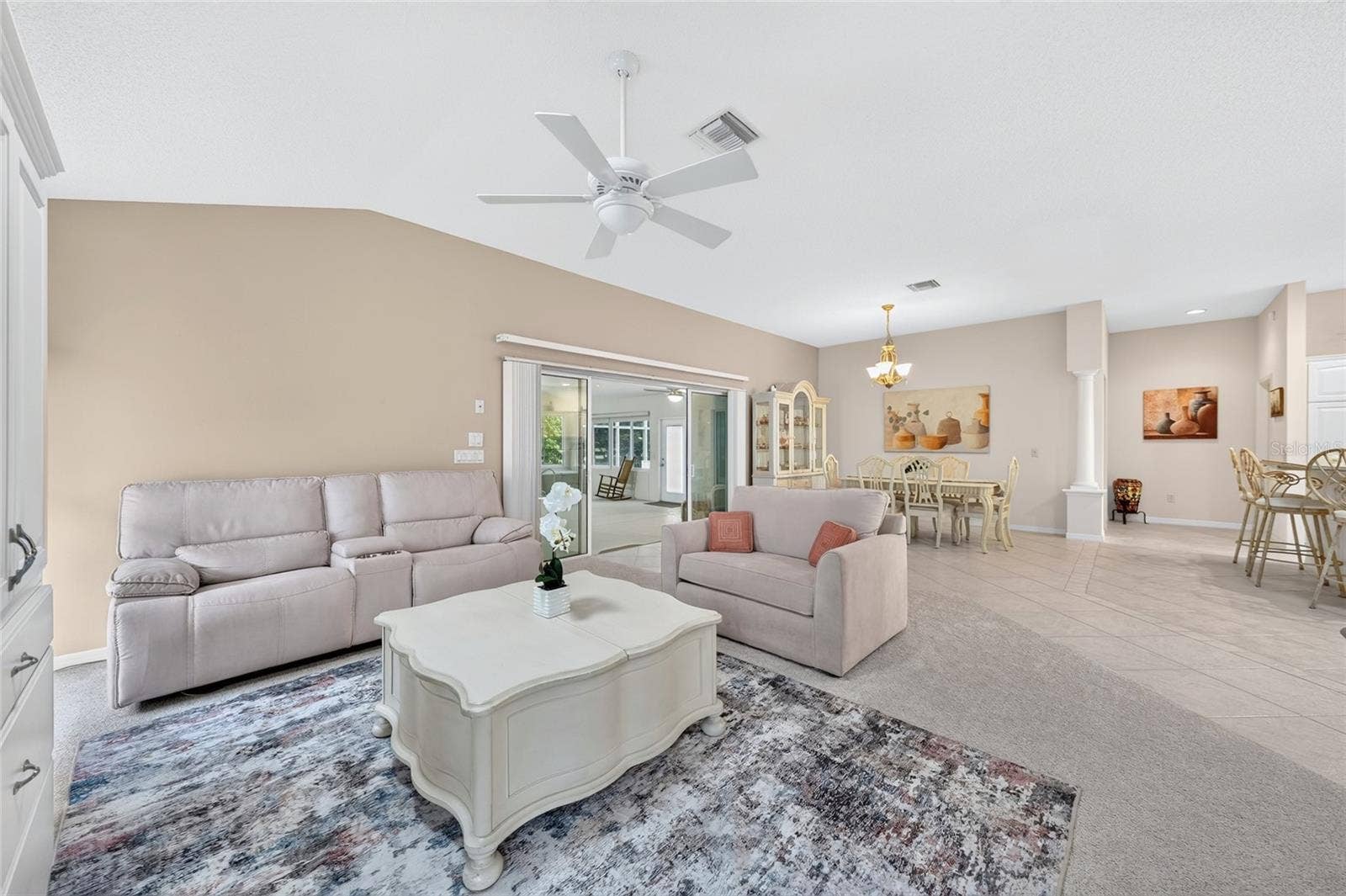 9245 SE 169TH BENTLEY STREET, The Villages, FL 32162 9245 SE 169TH BENTLEY STREET, The Villages, FL 32162