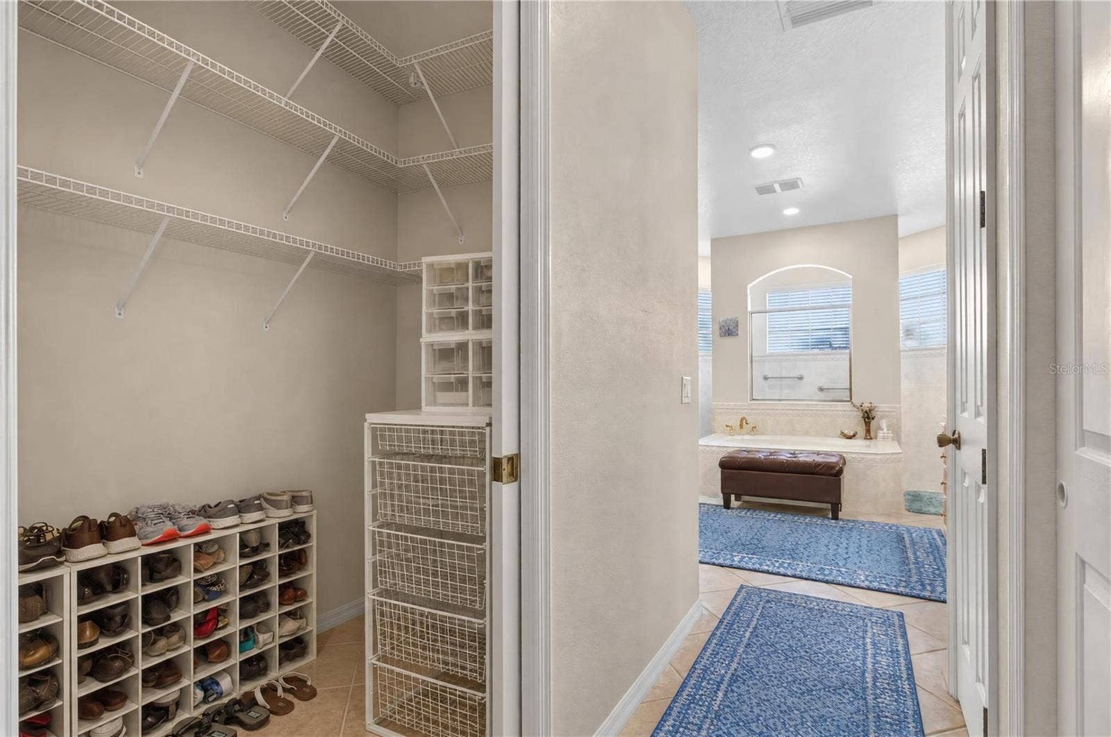 5353 TREASURE VIEW WAY, Leesburg, FL 34748 5353 TREASURE VIEW WAY, Leesburg, FL 34748