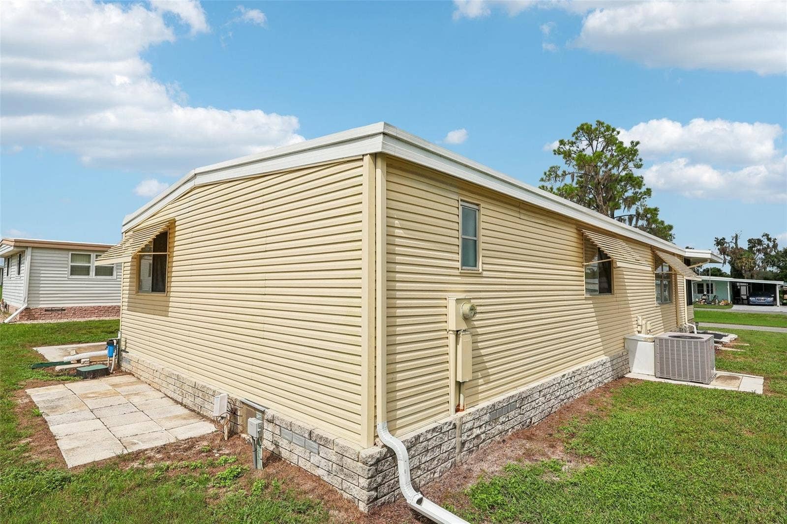 411 PALO VERDE DRIVE, Leesburg, FL 34748