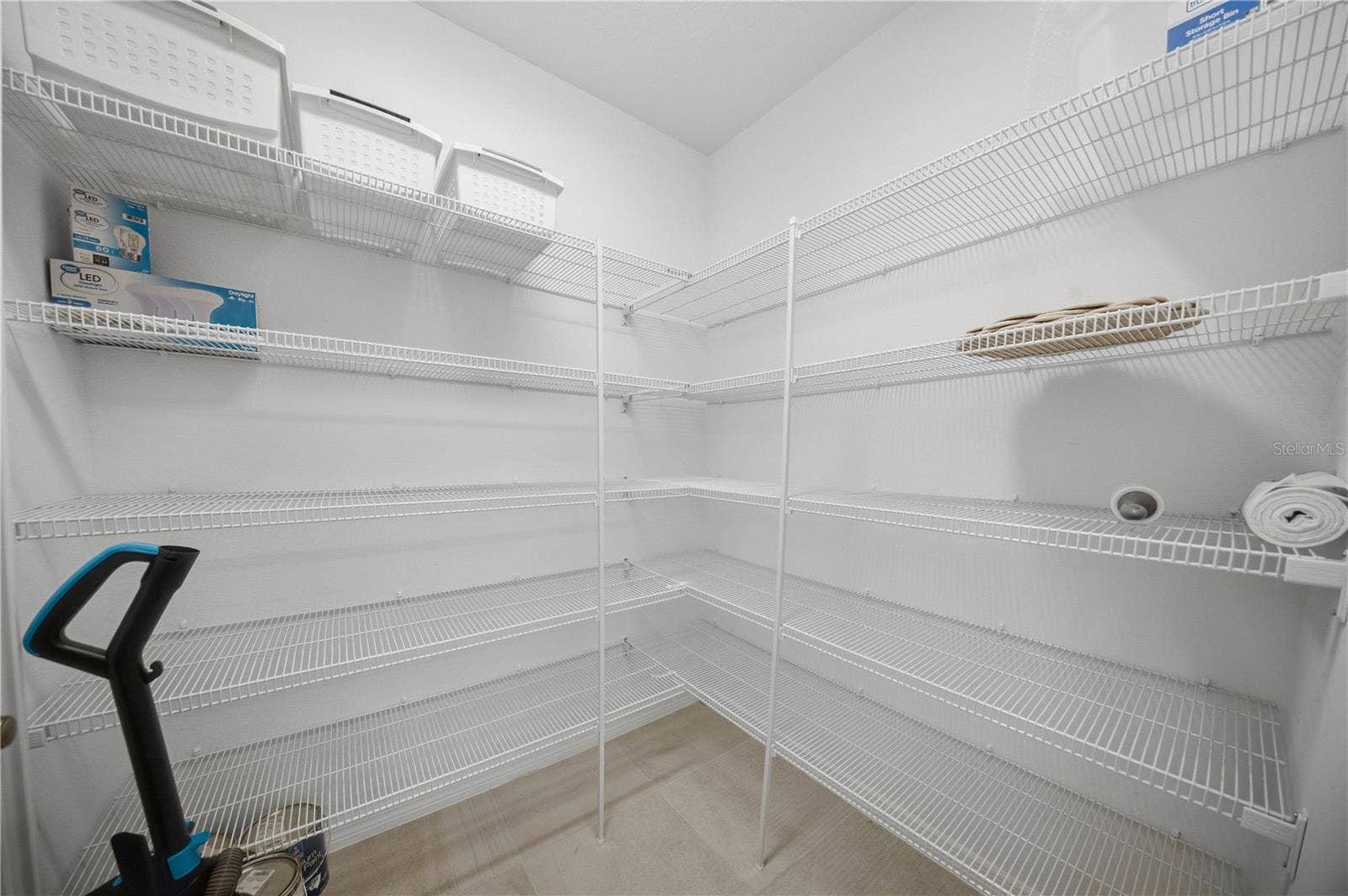 2505 DREW CIRCLE, The Villages, FL 32163 Large Walk-In Pantry