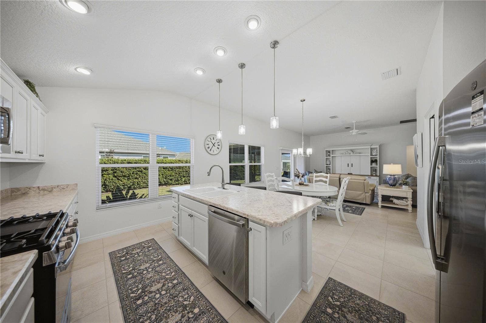 2505 DREW CIRCLE, The Villages, FL 32163 2505 DREW CIRCLE, The Villages, FL 32163