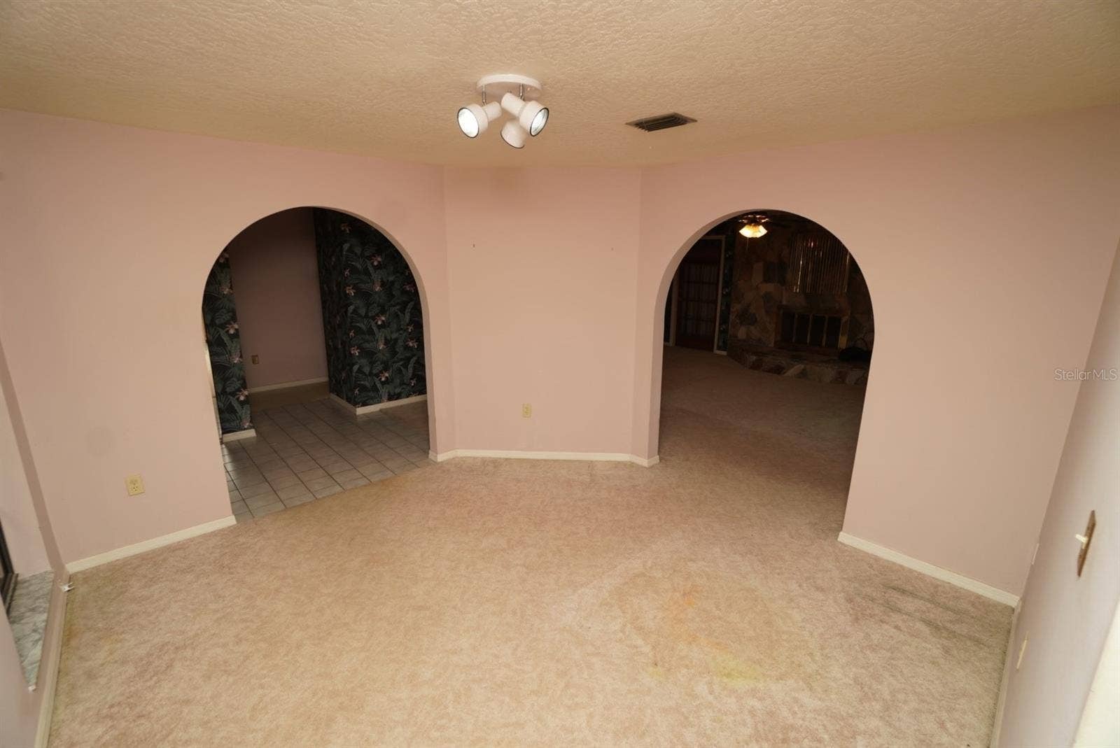 Formal Dining