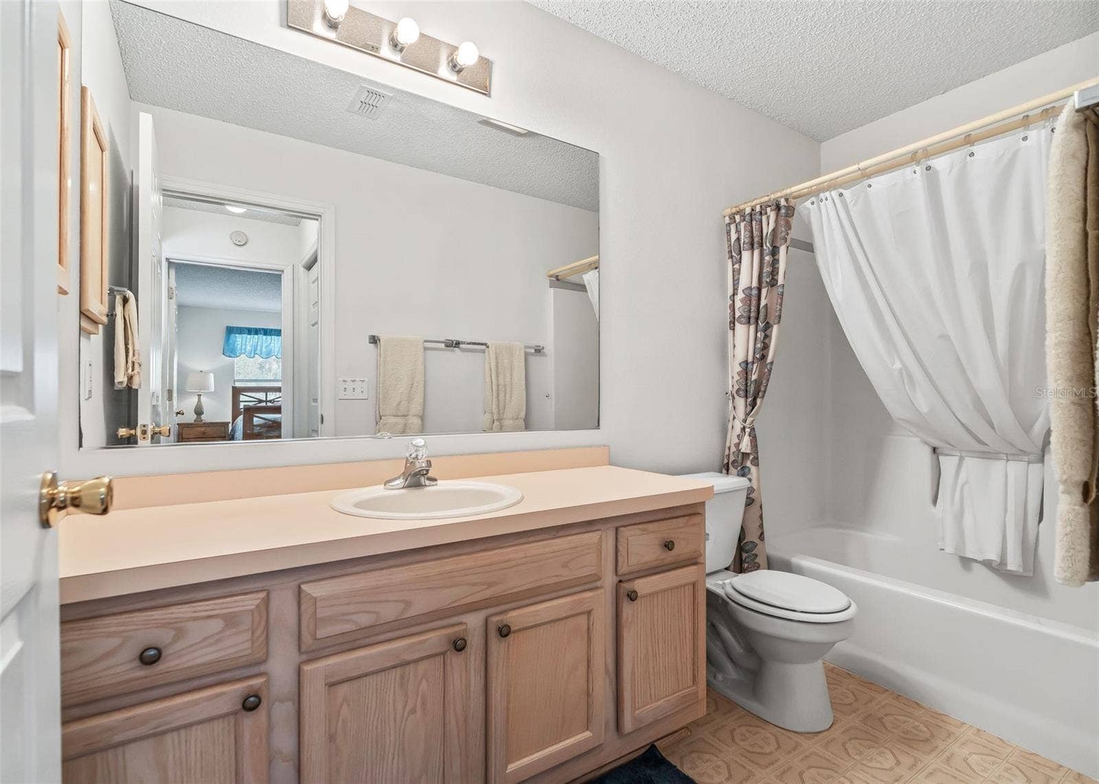 1056 SOLEDAD WAY, The Villages, FL 32159