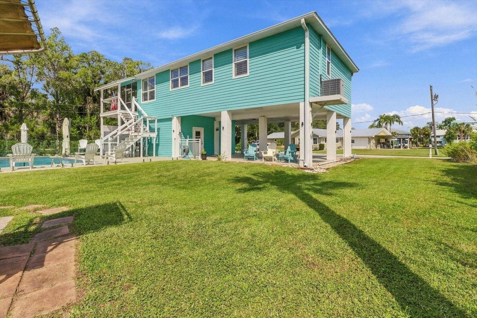 2120 NW 15TH STREET, Crystal River, FL 34428