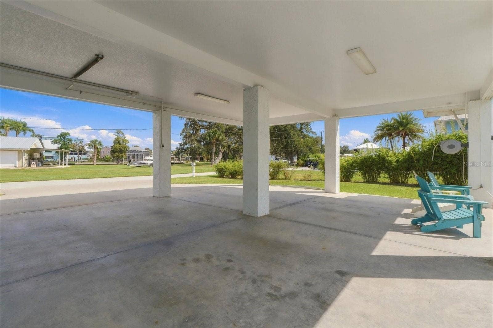 2120 NW 15TH STREET, Crystal River, FL 34428