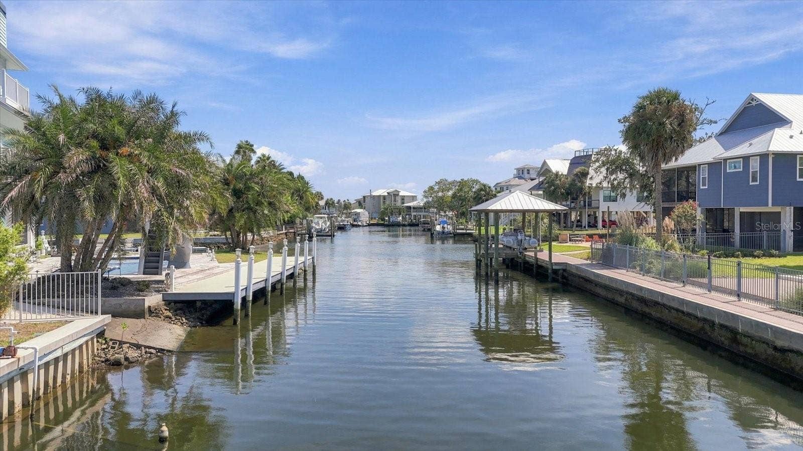 2120 NW 15TH STREET, Crystal River, FL 34428