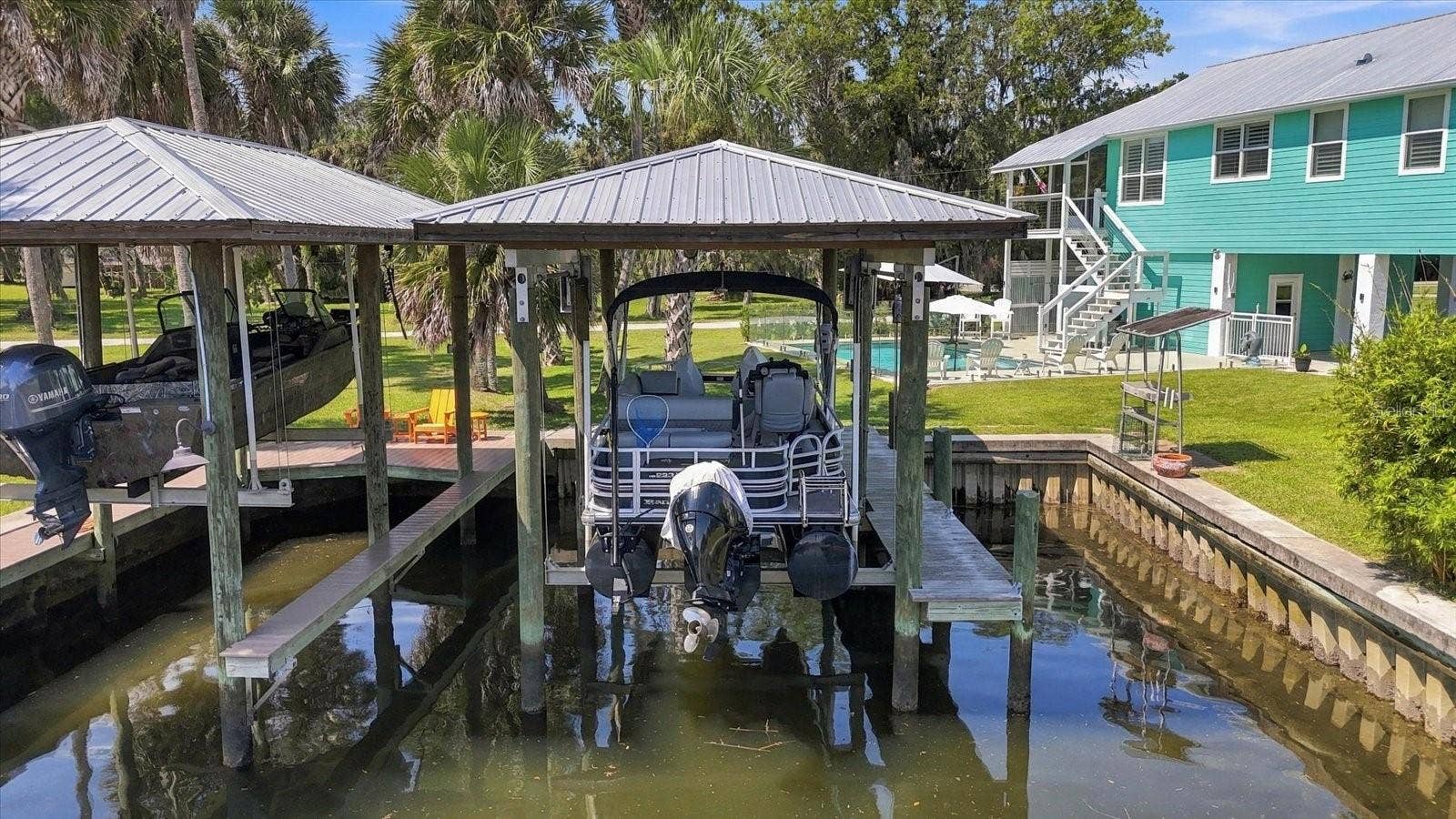 2120 NW 15TH STREET, Crystal River, FL 34428