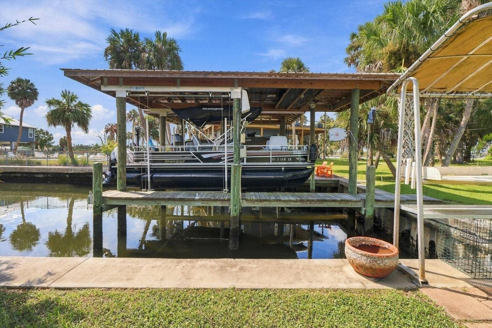 2120 NW 15TH STREET, Crystal River, FL 34428