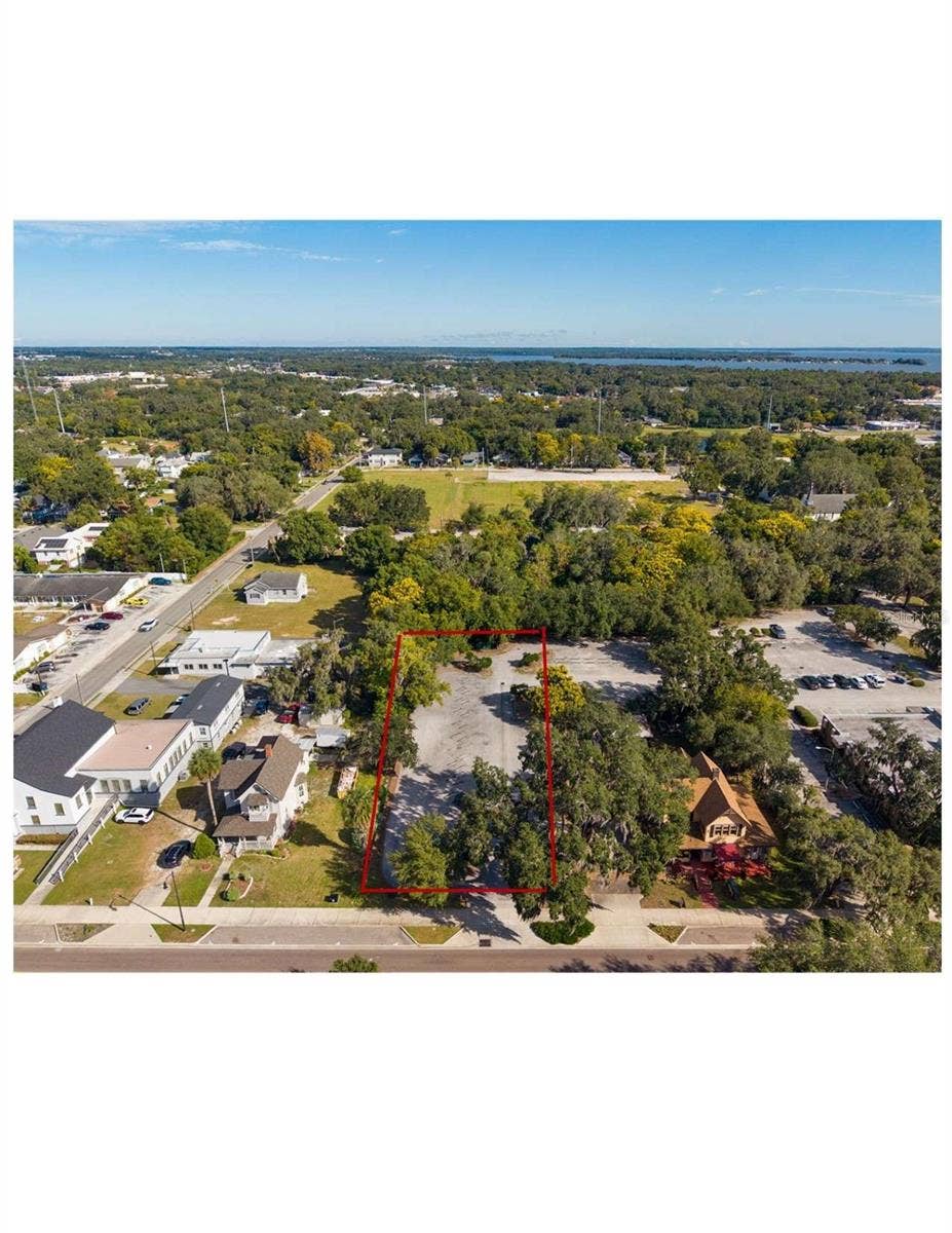 1019 W MAIN STREET, Leesburg, FL 34748 1019 W MAIN STREET, Leesburg, FL 34748