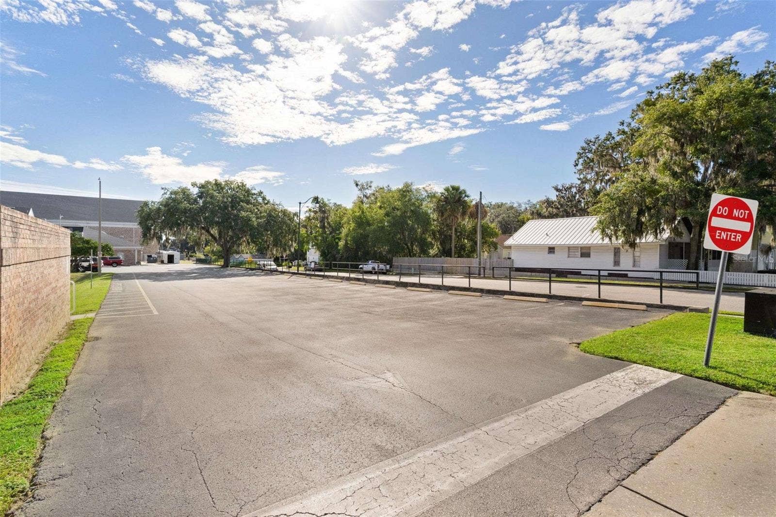 1019 W MAIN STREET, Leesburg, FL 34748 1019 W MAIN STREET, Leesburg, FL 34748