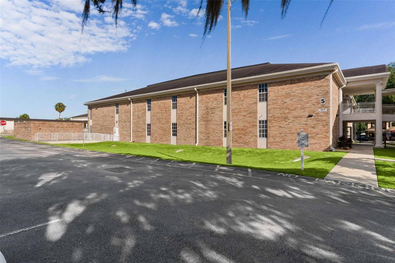 1019 W MAIN STREET, Leesburg, FL 34748 1019 W MAIN STREET, Leesburg, FL 34748