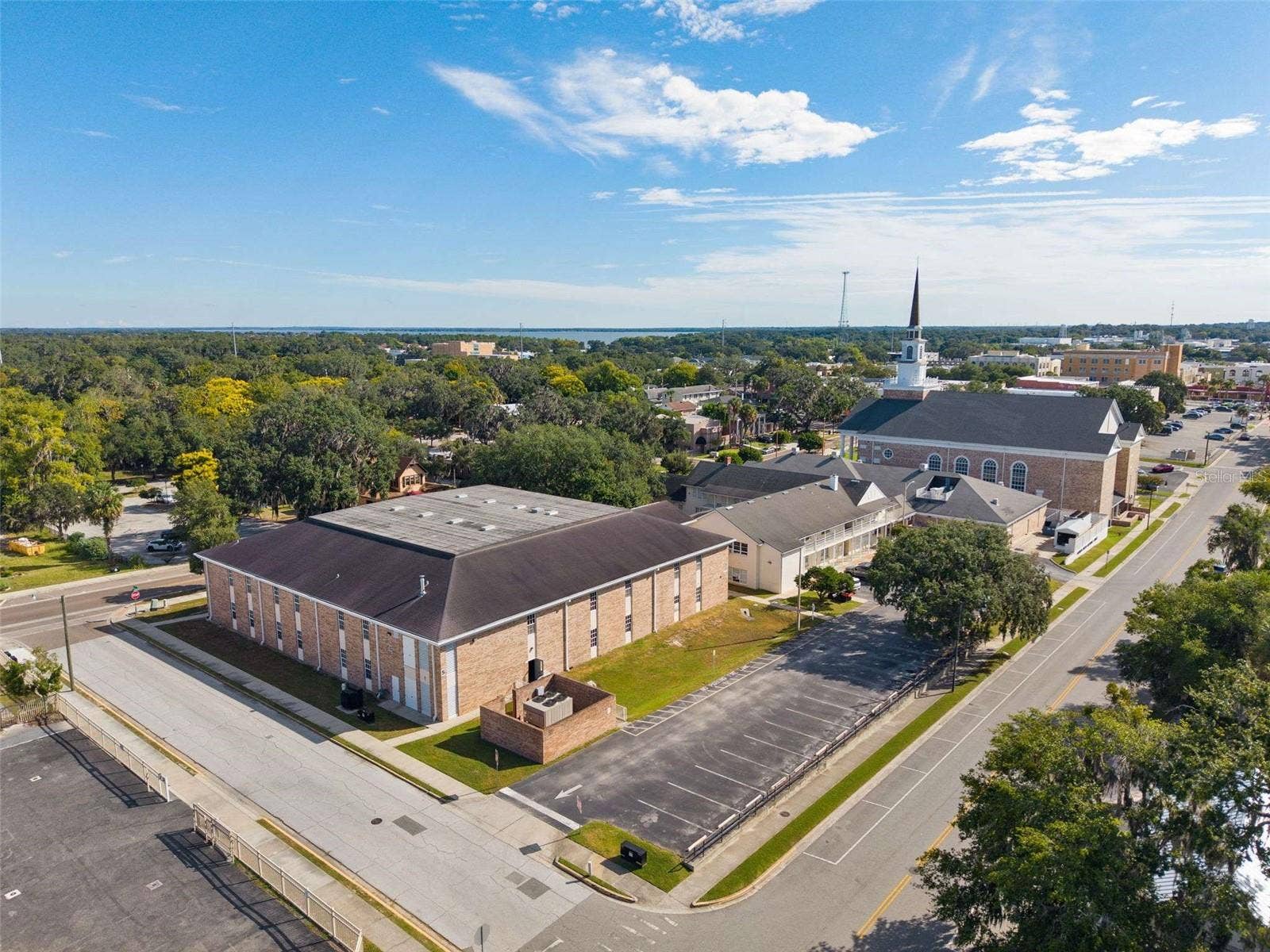 1019 W MAIN STREET, Leesburg, FL 34748 1019 W MAIN STREET, Leesburg, FL 34748