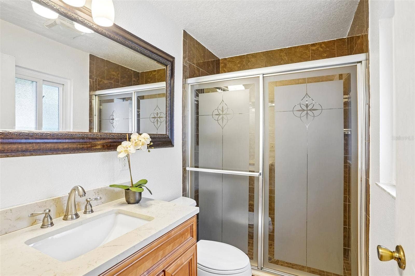 101 W LEMON STREET, Lady Lake, FL 32159 101 W LEMON STREET, Lady Lake, FL 32159
