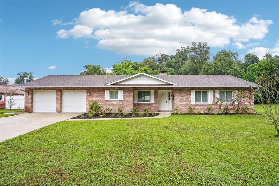 Property photo for 101 W LEMON STREET, Lady Lake, FL