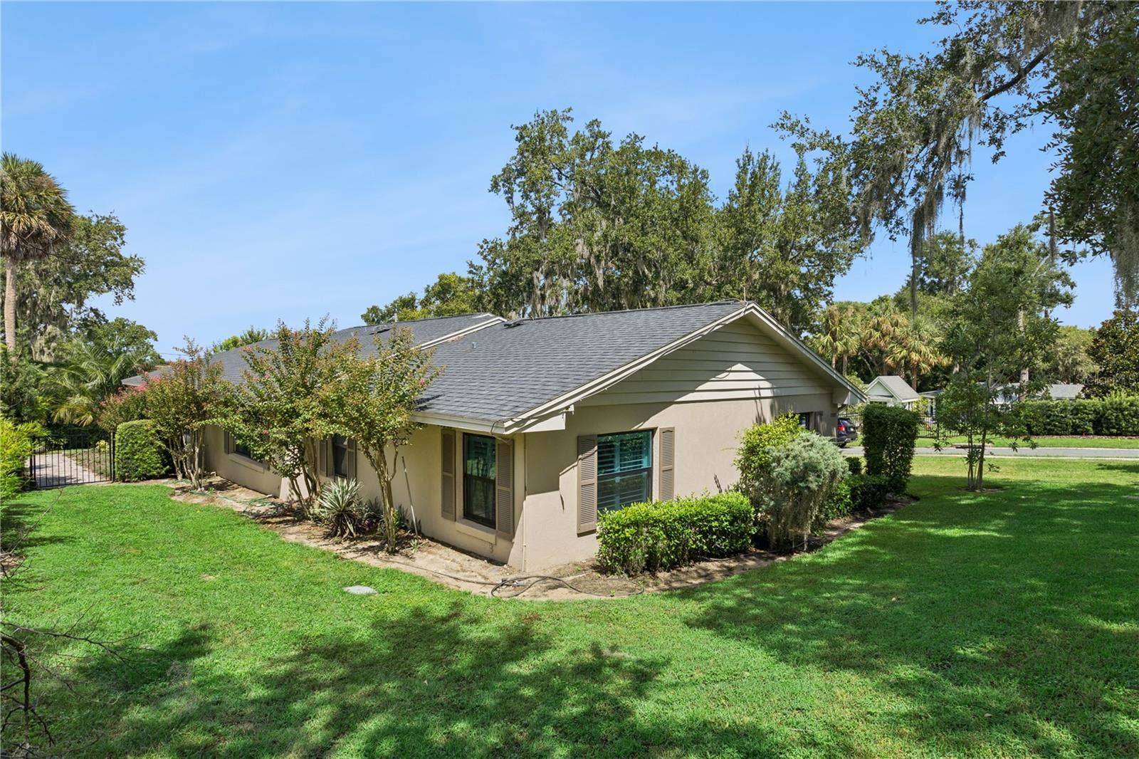 1325 OVERLOOK DRIVE, Mount Dora, FL 32757 1325 OVERLOOK DRIVE, Mount Dora, FL 32757